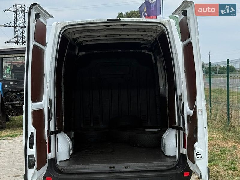 Вантажний фургон Renault Master 2019 в Дніпрі