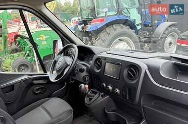 Вантажний фургон Renault Master 2019 в Дніпрі