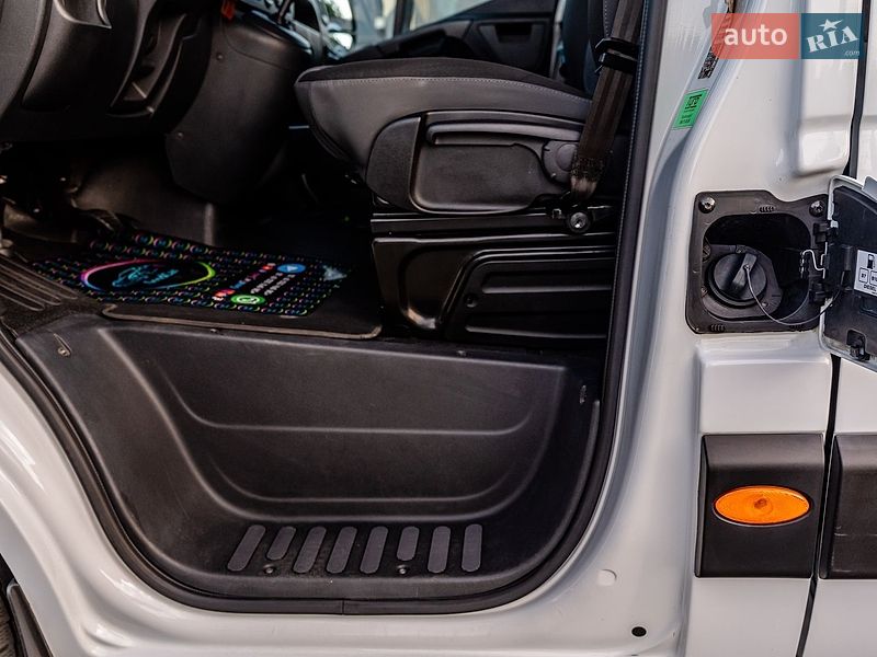 Грузопассажирский фургон Renault Master 2019 в Луцке