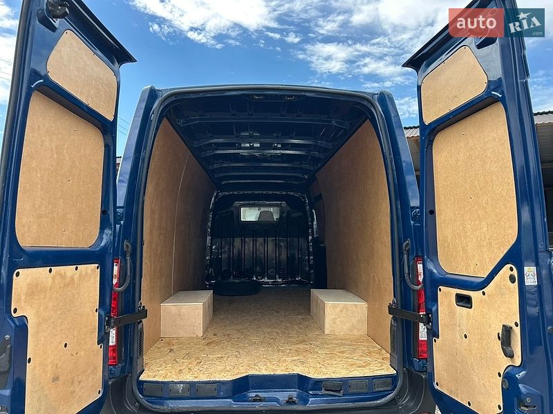 Вантажний фургон Renault Master 2016 в Хусті