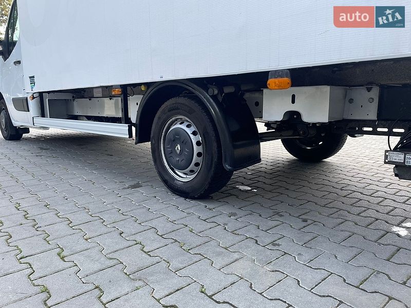 Вантажний фургон Renault Master 2021 в Дрогобичі
