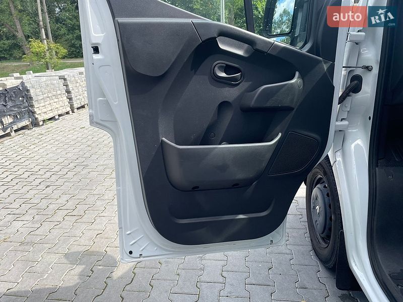 Вантажний фургон Renault Master 2021 в Дрогобичі