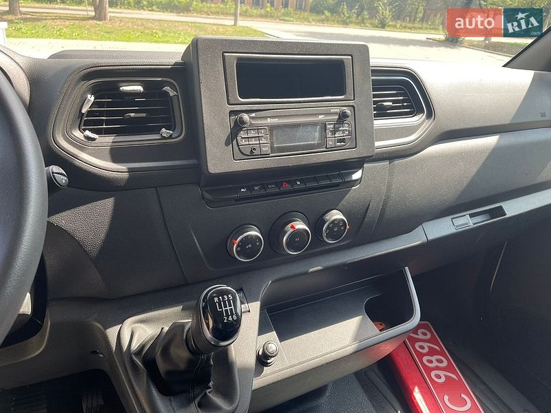 Вантажний фургон Renault Master 2021 в Дрогобичі