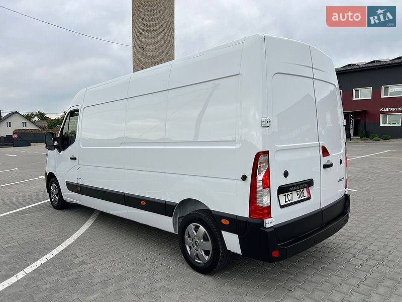 Микроавтобус грузовой (до 3,5т) Renault Master 2022 в Дубно