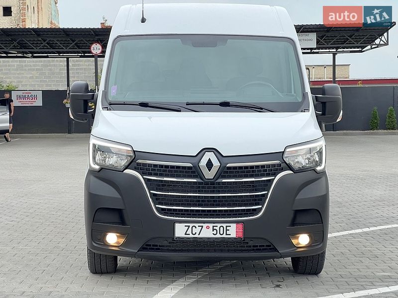 Микроавтобус грузовой (до 3,5т) Renault Master 2022 в Дубно