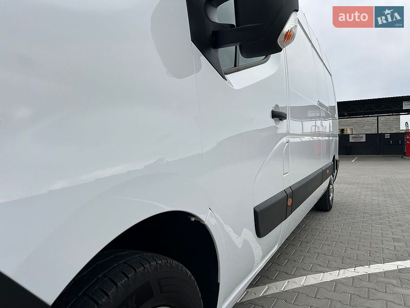 Микроавтобус грузовой (до 3,5т) Renault Master 2022 в Дубно
