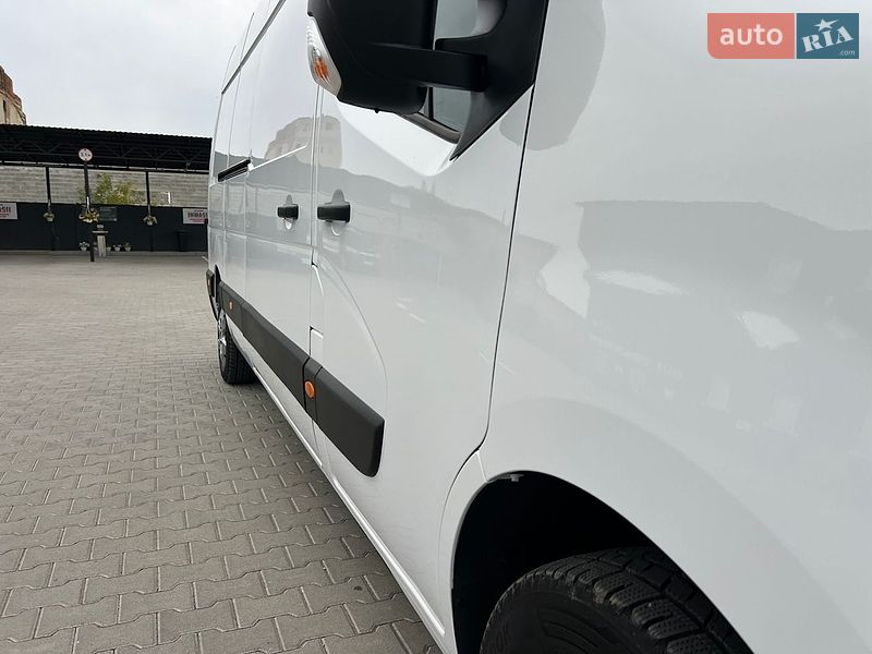 Микроавтобус грузовой (до 3,5т) Renault Master 2022 в Дубно