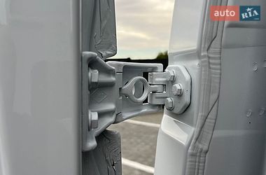Микроавтобус грузовой (до 3,5т) Renault Master 2022 в Дубно