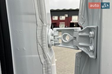 Микроавтобус грузовой (до 3,5т) Renault Master 2022 в Дубно