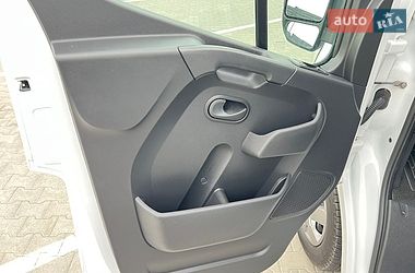 Микроавтобус грузовой (до 3,5т) Renault Master 2022 в Дубно
