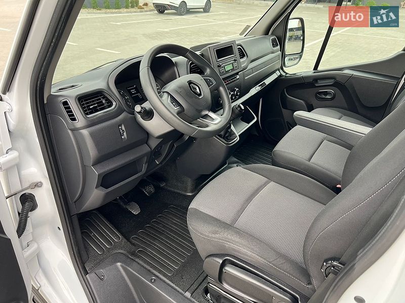 Микроавтобус грузовой (до 3,5т) Renault Master 2022 в Дубно