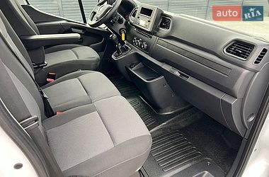 Микроавтобус грузовой (до 3,5т) Renault Master 2022 в Дубно