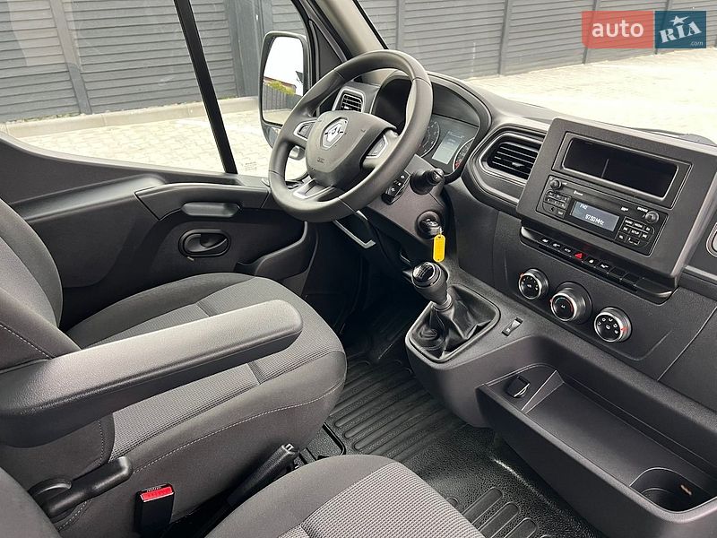 Микроавтобус грузовой (до 3,5т) Renault Master 2022 в Дубно