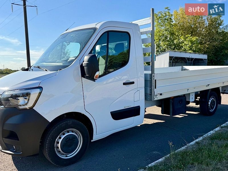 Renault Master 2022