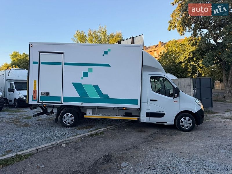 Інші вантажівки Renault Master 2018 в Рівному