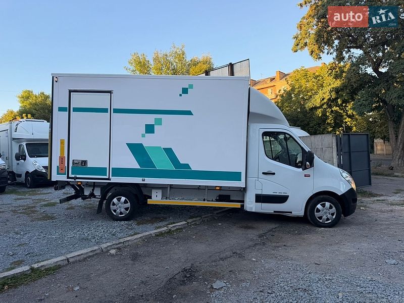 Інші вантажівки Renault Master 2018 в Рівному