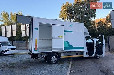 Інші вантажівки Renault Master 2018 в Рівному
