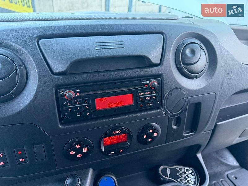 Інші вантажівки Renault Master 2018 в Рівному