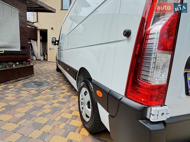 Вантажний фургон Renault Master 2022 в Києві
