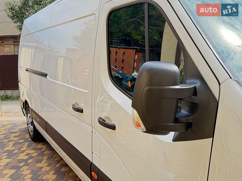 Вантажний фургон Renault Master 2022 в Києві