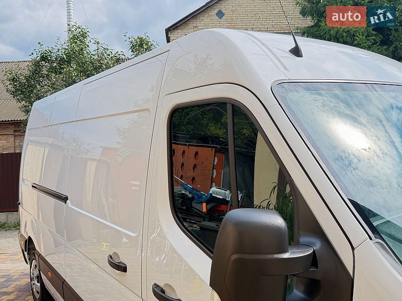 Грузовой фургон Renault Master 2022 в Киеве