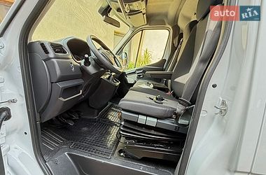 Вантажний фургон Renault Master 2022 в Києві