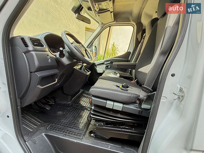 Вантажний фургон Renault Master 2022 в Києві