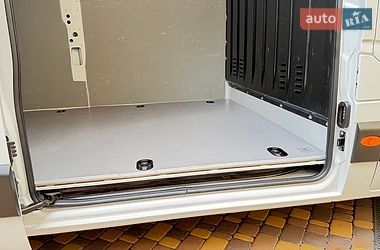 Грузовой фургон Renault Master 2022 в Киеве