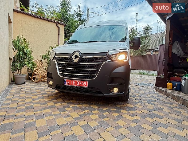 Вантажний фургон Renault Master 2022 в Києві