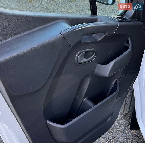 Грузовой фургон Renault Master 2023 в Луцке