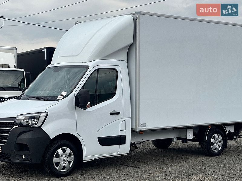 Грузовой фургон Renault Master 2023 в Луцке