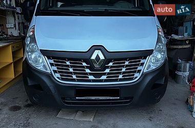 Вантажний фургон Renault Master 2016 в Могилів-Подільському