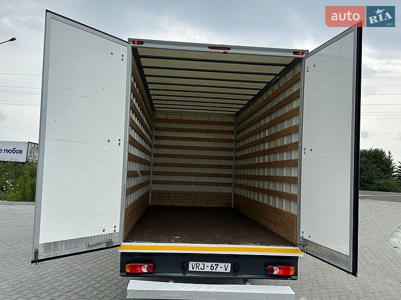 Грузовой фургон Renault Master 2022 в Львове