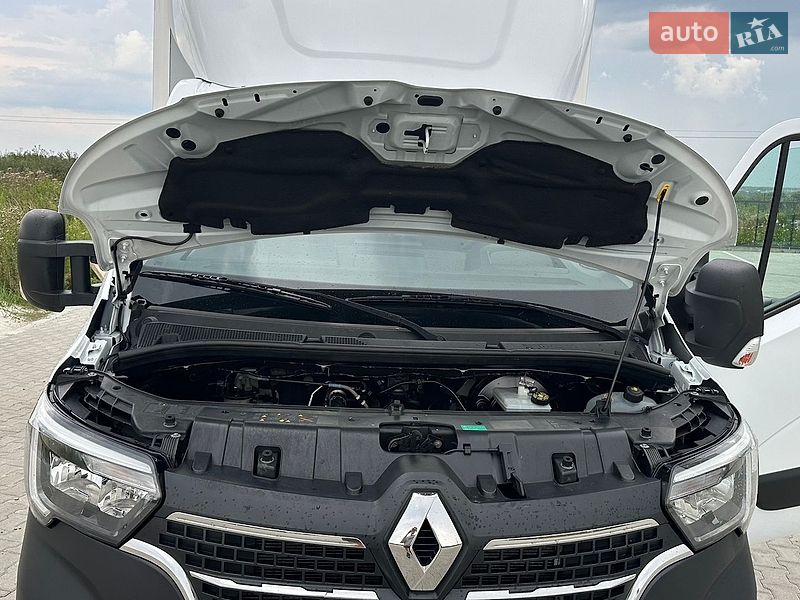 Грузовой фургон Renault Master 2022 в Львове