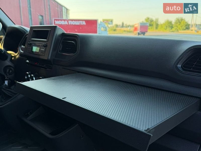 Тентований Renault Master 2022 в Луцьку