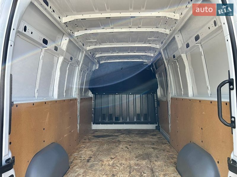 Грузовой фургон Renault Master 2022 в Хусте фото 26 Грузовой фургон Renault Master 2022 в Хусте