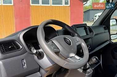 Вантажний фургон Renault Master 2023 в Млиніві