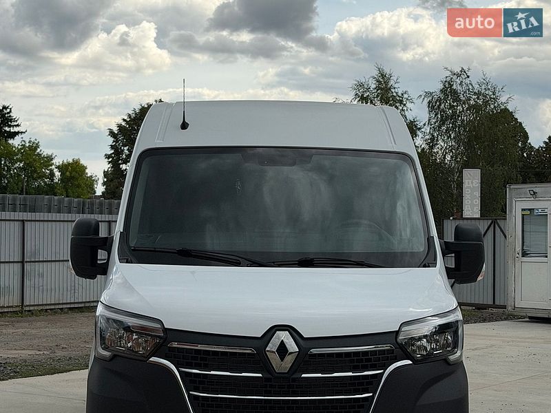 Вантажний фургон Renault Master 2023 в Млиніві