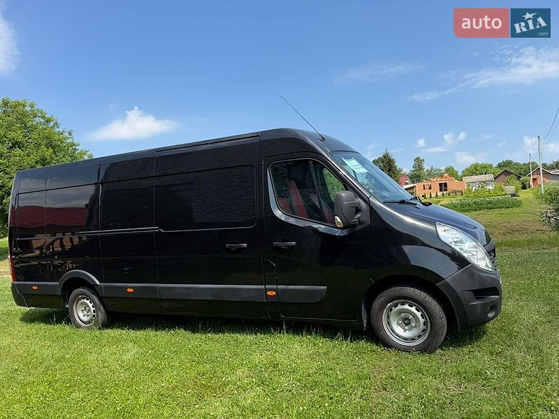 Грузовой фургон Renault Master 2018 в Косове