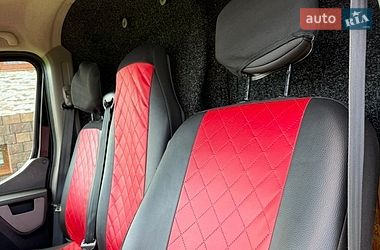 Грузовой фургон Renault Master 2018 в Косове