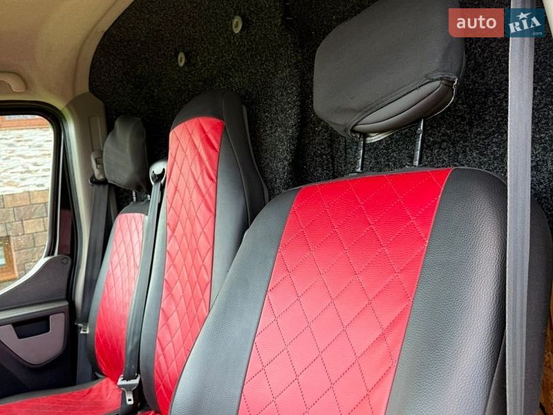 Грузовой фургон Renault Master 2018 в Косове