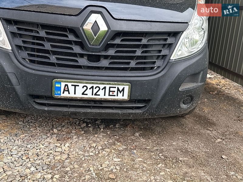 Грузовой фургон Renault Master 2018 в Косове