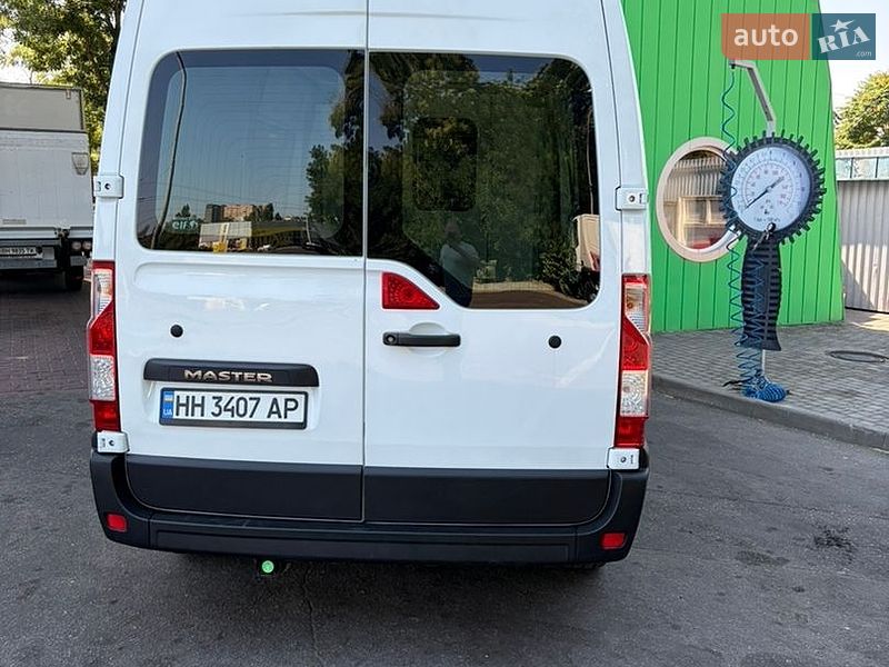Мікроавтобус вантажний (до 3,5т) Renault Master 2020 в Одесі