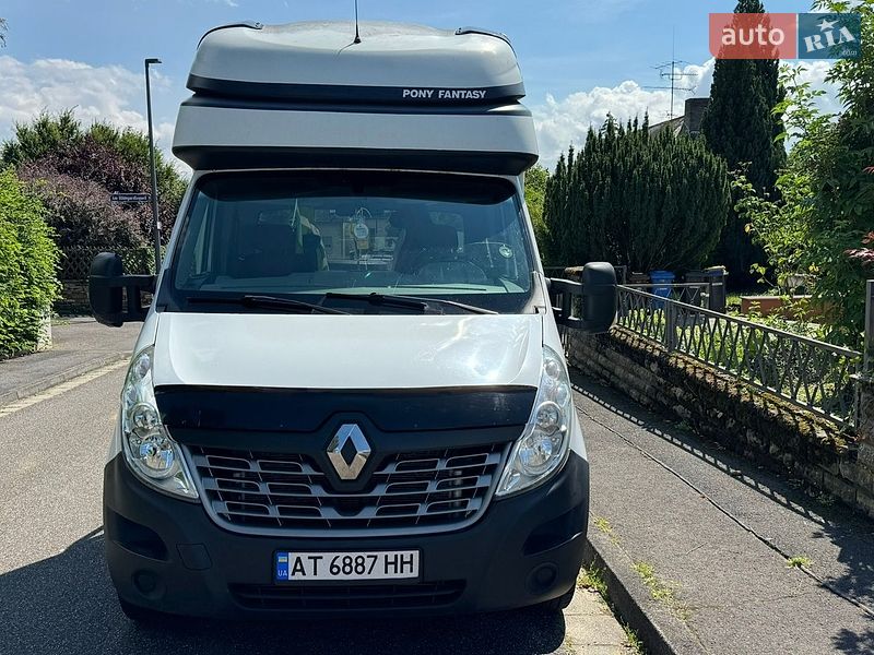 Автовоз Renault Master 2015 в Коломые