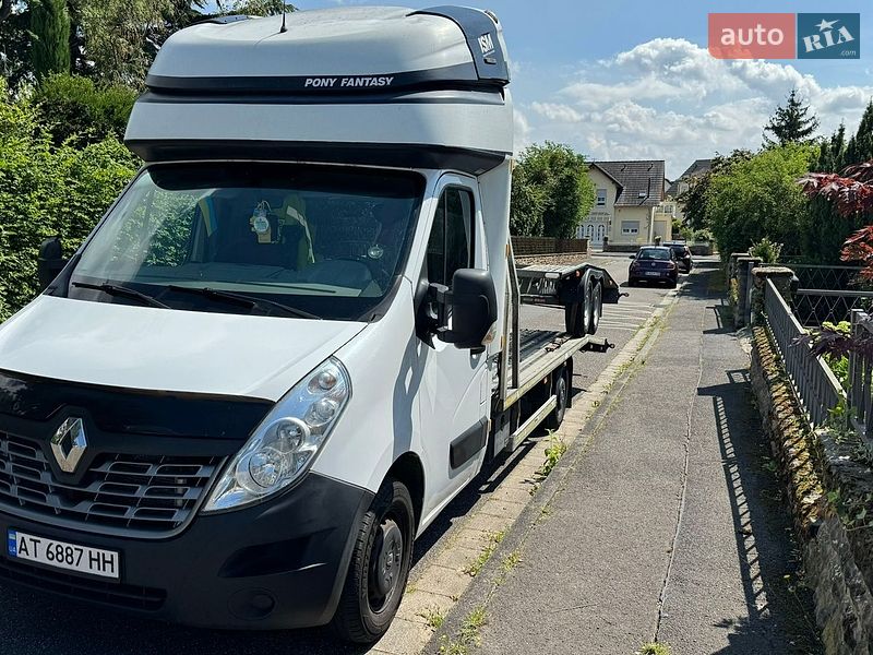 Автовоз Renault Master 2015 в Коломые