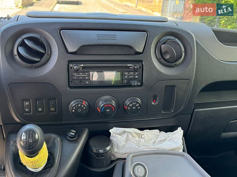 Автовоз Renault Master 2015 в Коломые