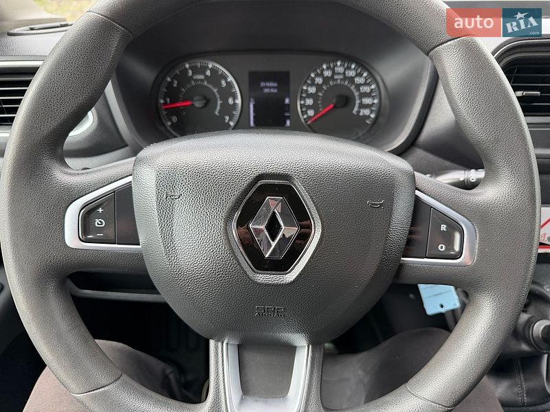Грузовой фургон Renault Master 2022 в Луцке