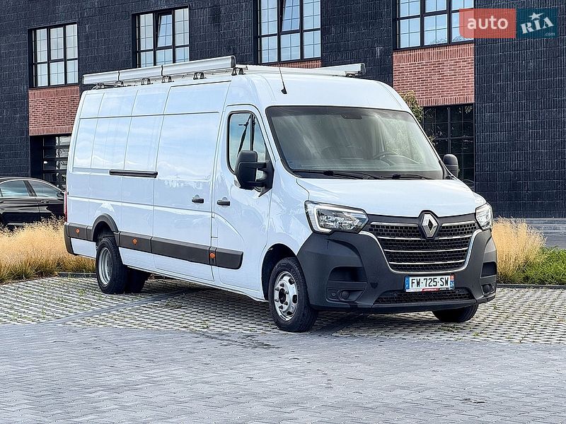 Вантажний фургон Renault Master 2021 в Рівному
