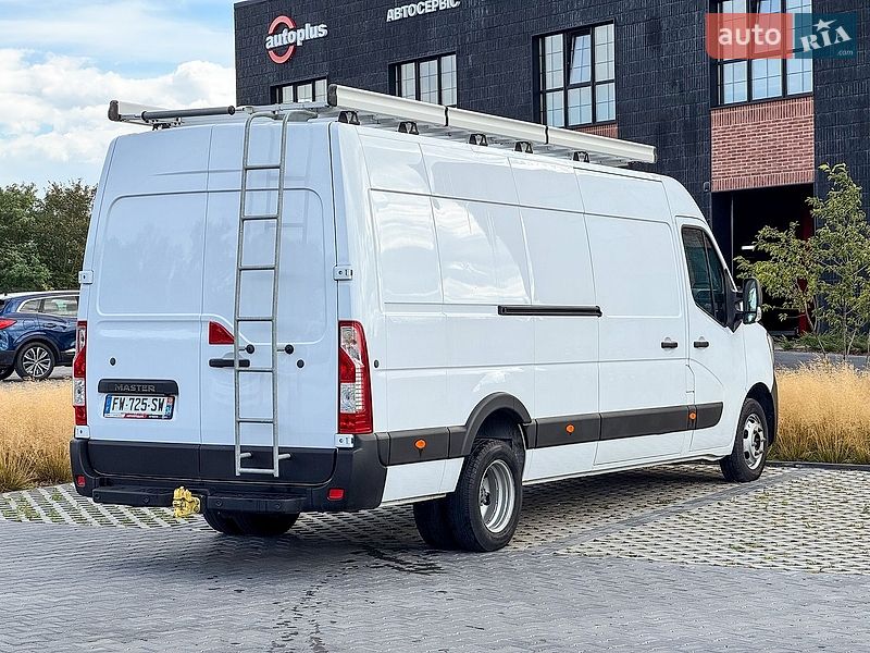 Вантажний фургон Renault Master 2021 в Рівному