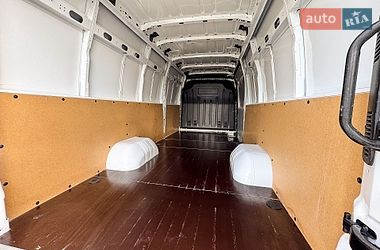 Вантажний фургон Renault Master 2021 в Рівному